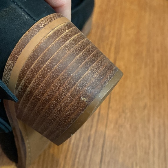 UGG Women's Elora Black Wrapped Leather Fashion Ankle Boots 1019148 6.5 - Picture 13 of 13